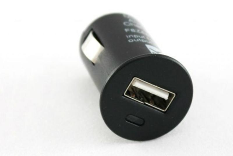 Автомобильный переходник USB