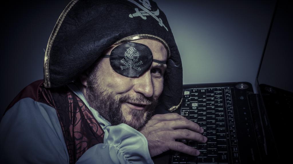 Пиратство в интернете